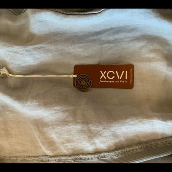 XCVI lite linen machine washable 3/4 sleeve jacket - Picture 9 of 10